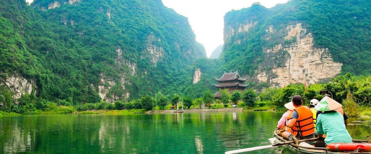 HOA LU - TAM COC  - 1 DAY TRIP BY LIMOUSINE (Cycling)