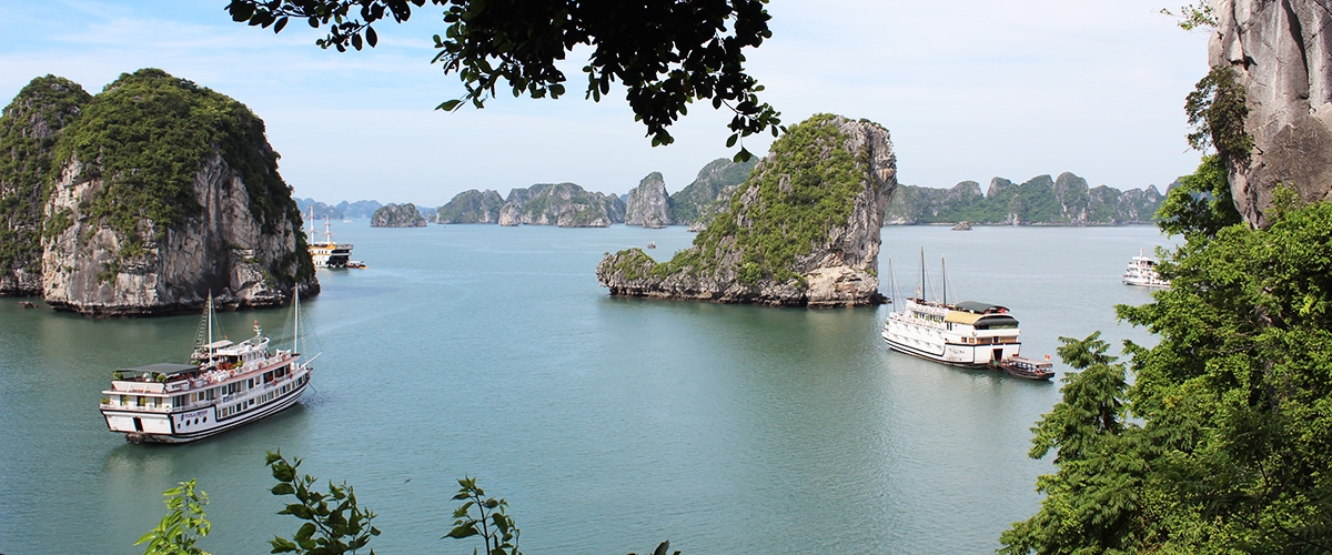 HALONG BAY -  DAY TOUR ON LUXURY CRUISE